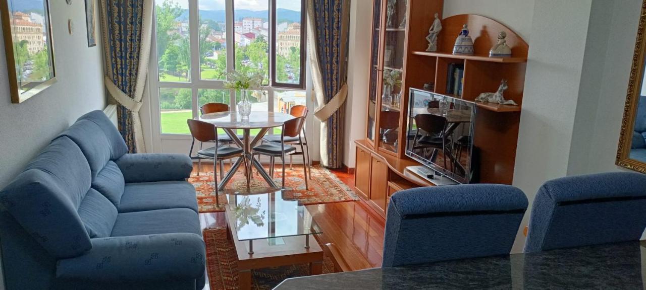Apartamento Avelina Monforte De Lemos Eksteriør billede